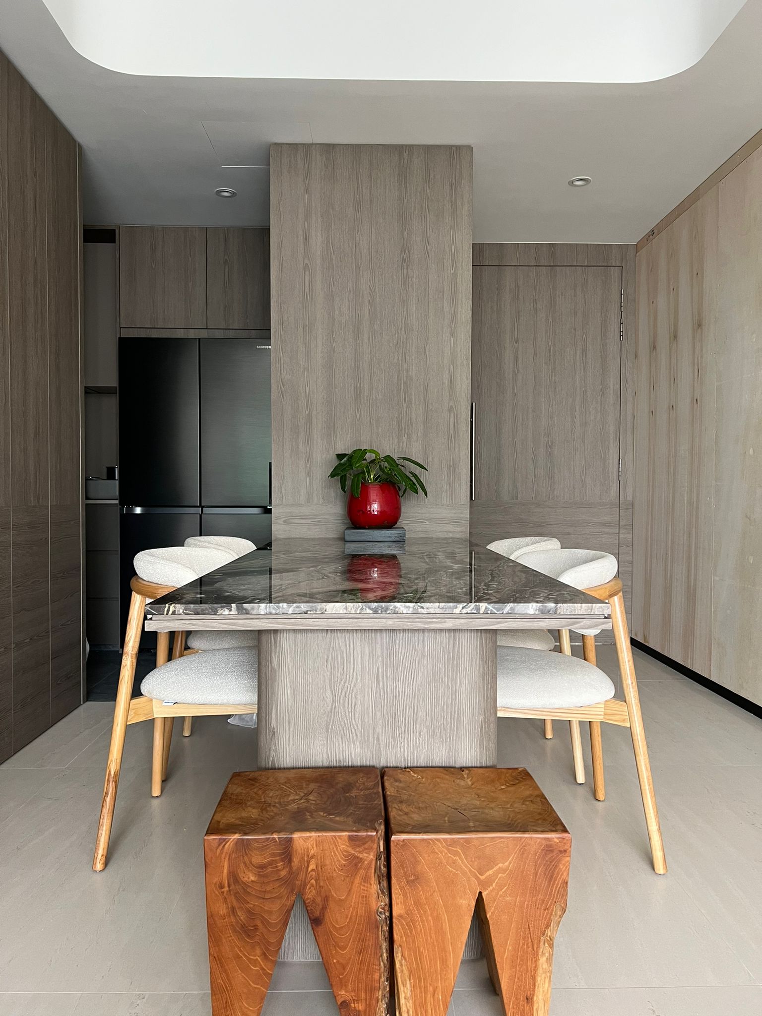 Dining New