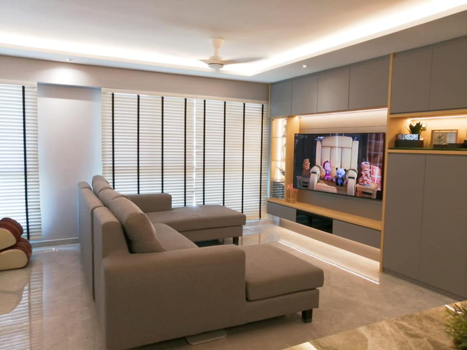 Living TV Console 2
